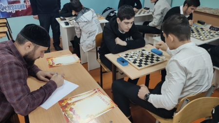 Внутришкольный турнир по шашкам, приуроченный наступлению Нового  года 